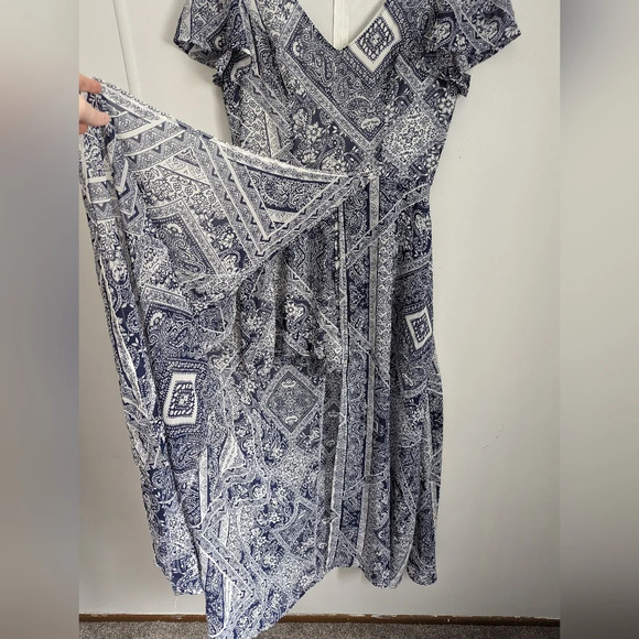 SOLD! Sequin Hearts Blue Paisley Dress / Romper Size 11 Medium - Picture 2 of 7